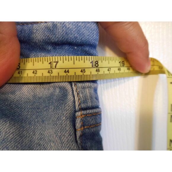 a.n.a a new approach Light wash skinny jeans - Picture 6 of 6